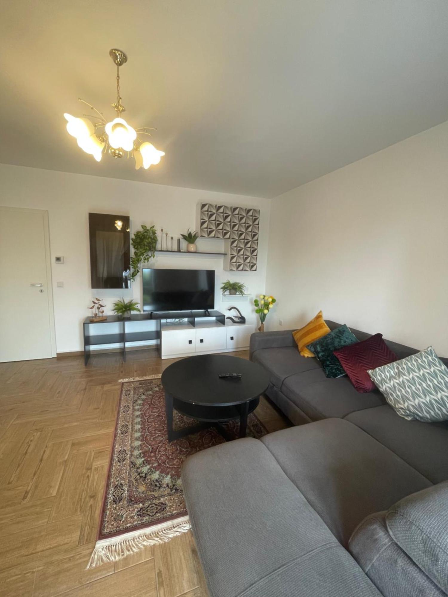Timeea Home Σίμπιου Εξωτερικό φωτογραφία