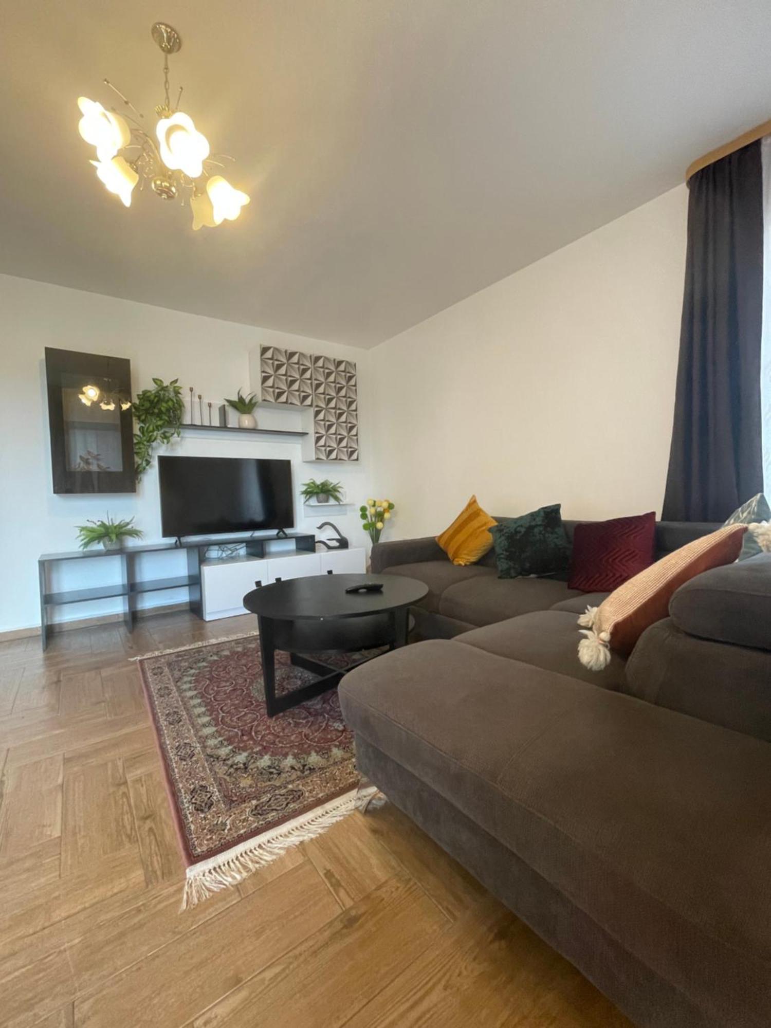 Timeea Home Σίμπιου Εξωτερικό φωτογραφία